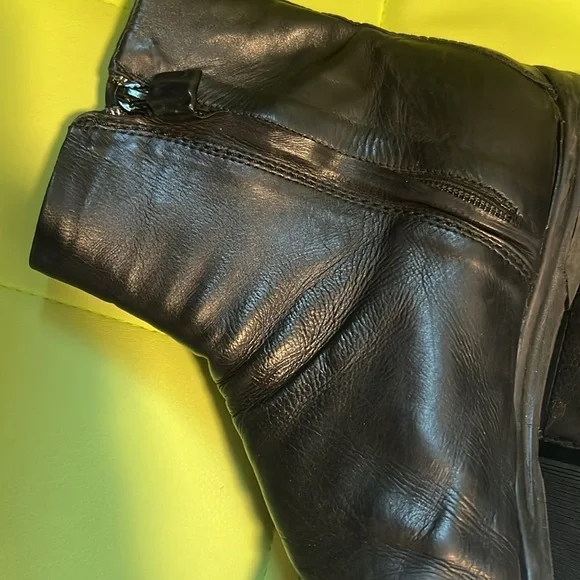 Costume National Leather Boots - Picture 4 of 6